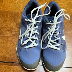 Nike Womens Tennis Sneaker Blue Gray Size 8